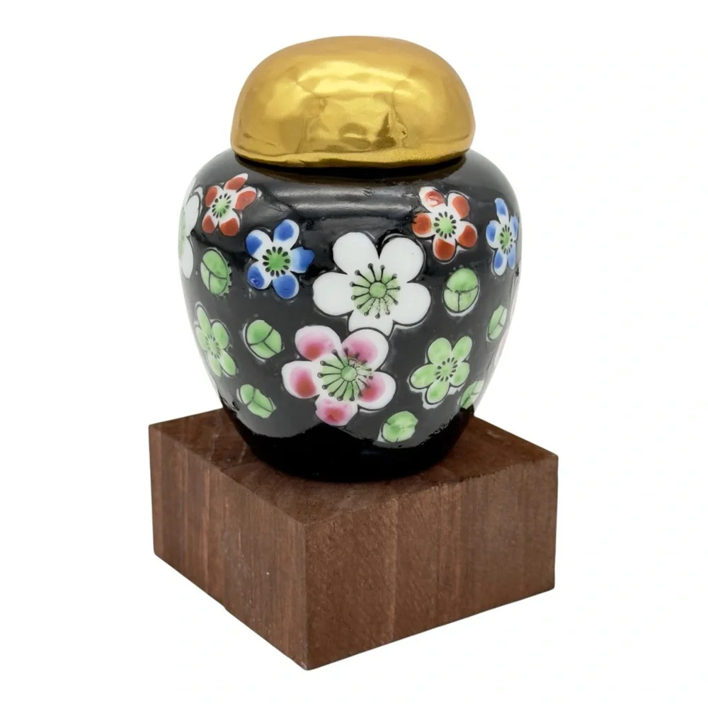 Japanese Porcelain Ginger Jar Kintsugi Art Lid Mini Personal Growth Gift Vintage